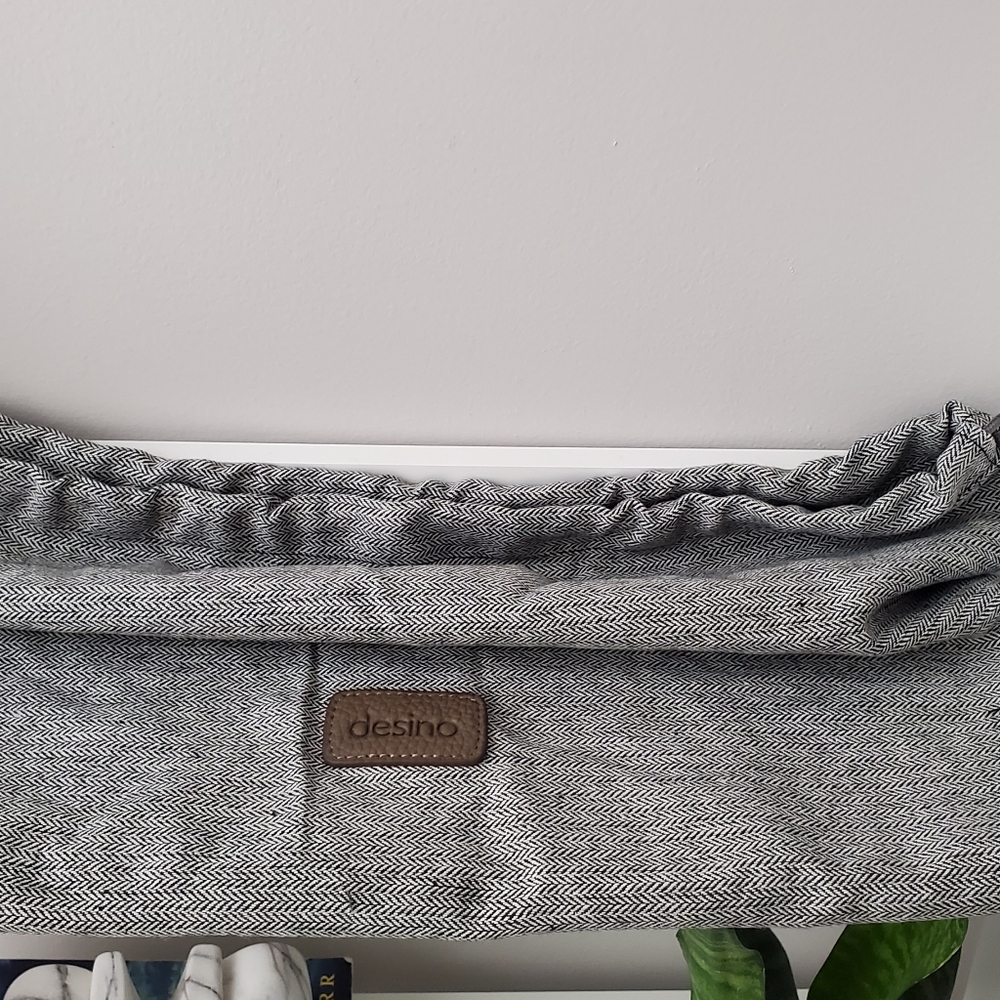 Handheld Bag - Picture 5 of 5